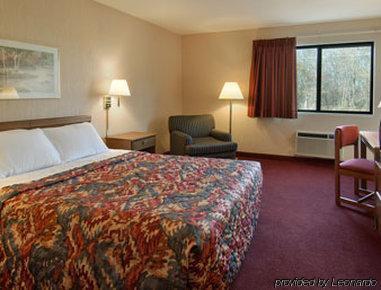 Days Inn By Wyndham בונוויל חדר תמונה